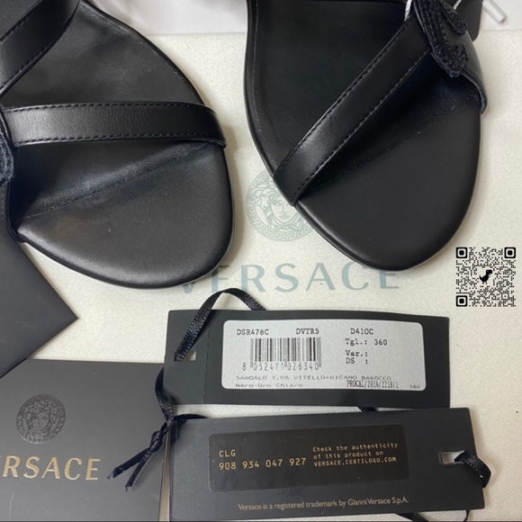 VERSACE Flat Black Sandals - Picture 4 of 10